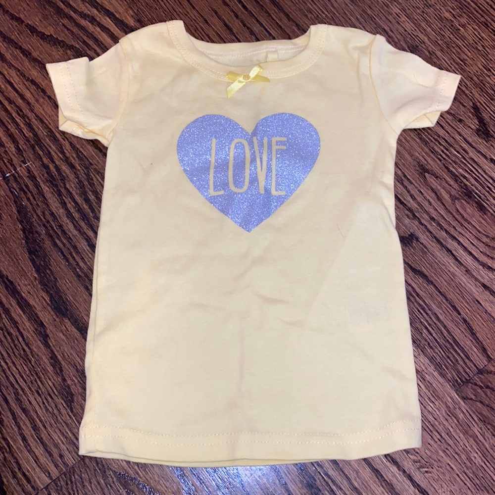 Glitter heart love girls t-shirt EUC